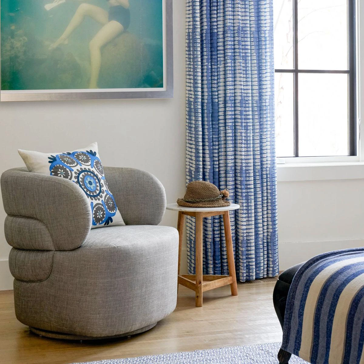 Capri Swivel Chair In Grey Tweed 4 Capri Swivel Chair In Grey Tweed - Image 2