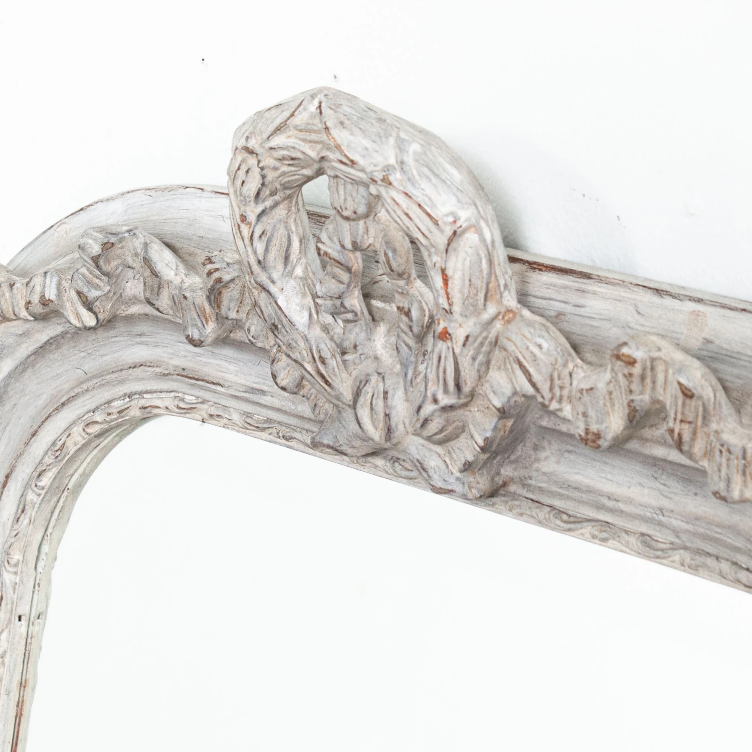 Small Grey Wash Mirror With Decorative Wreath Top 5 Small Grey Wash Mirror With Decorative Wreath Top - Image 3