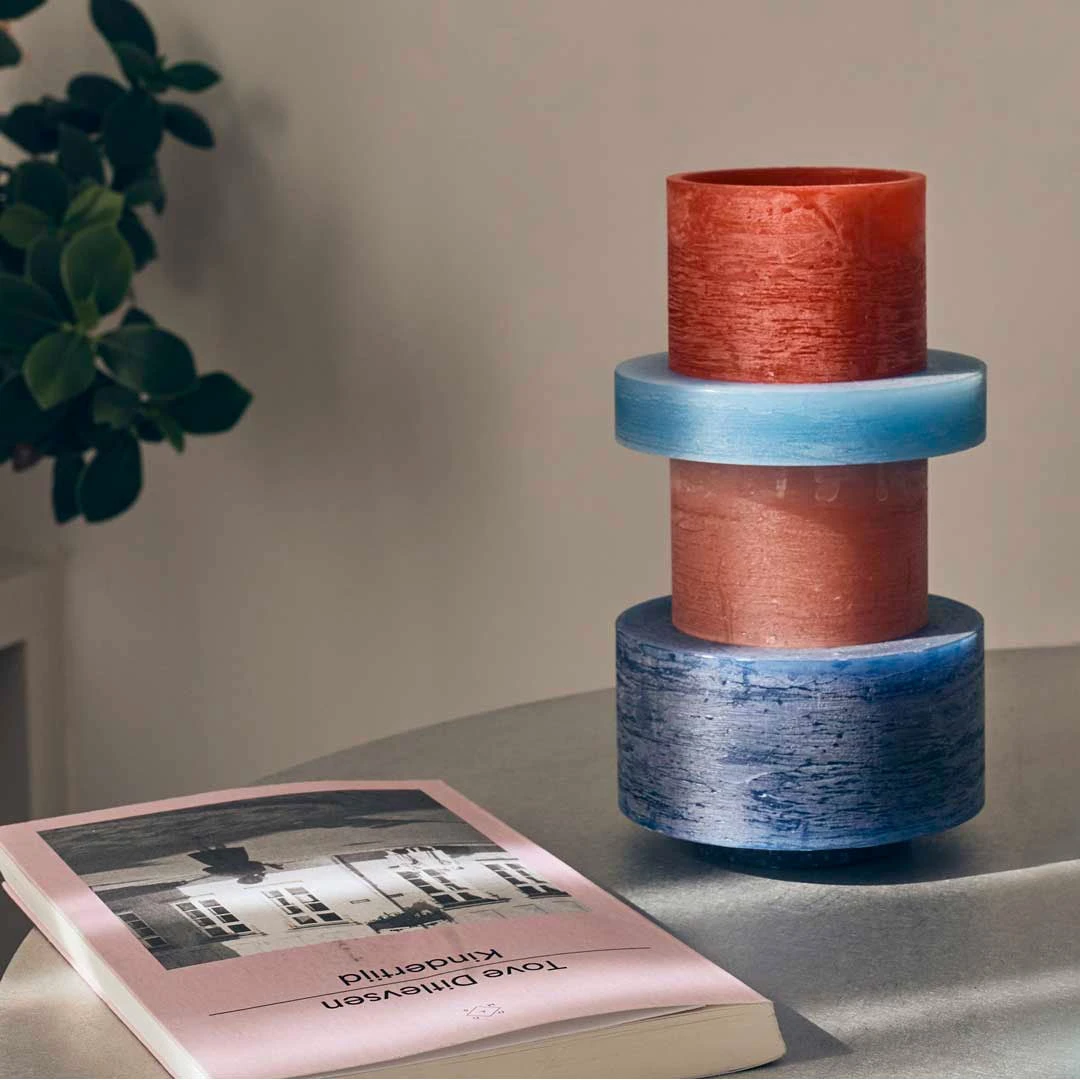 Stan Editions Candle - Stack 04 - Red/Blue 4 Stan Editions Candle - Stack 04 - Red/Blue - Image 2