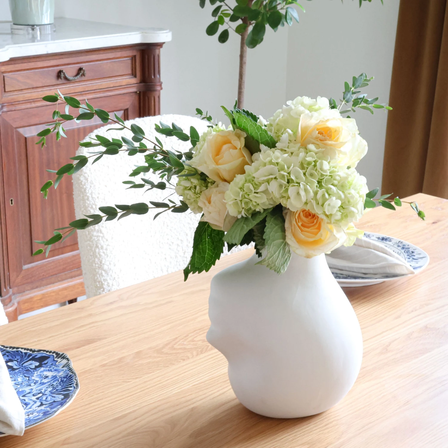 Upside Down Vase Head 3 Upside Down Vase Head - Image 2